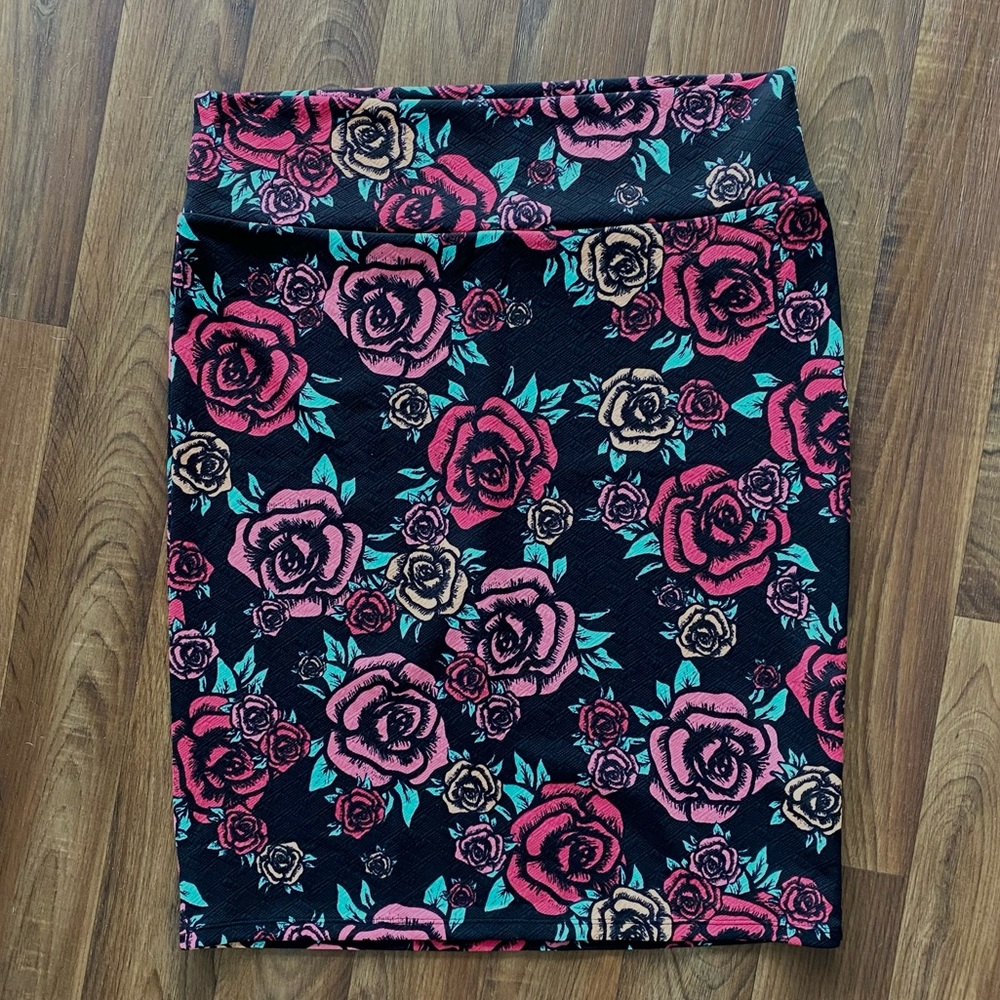 LuLaRoe Floral Cassie Skirt